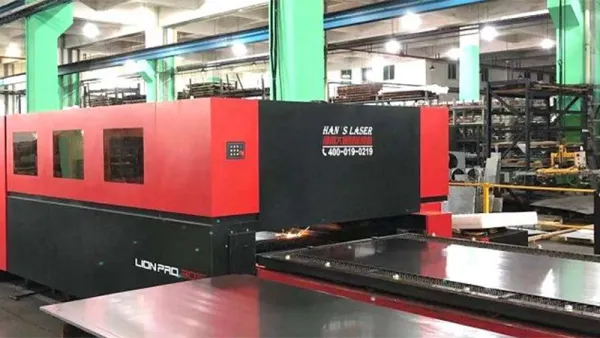 Xưởng Gia Công Kim Loại