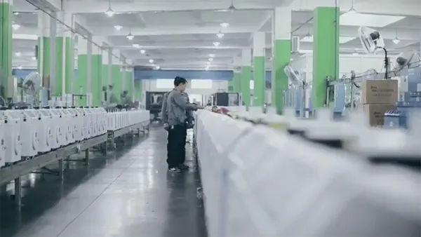 Xưởng Sản Xuất