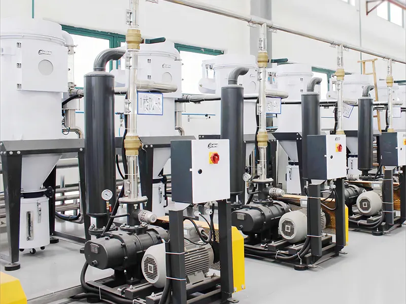 Ép Khuôn Thổi Nhựa