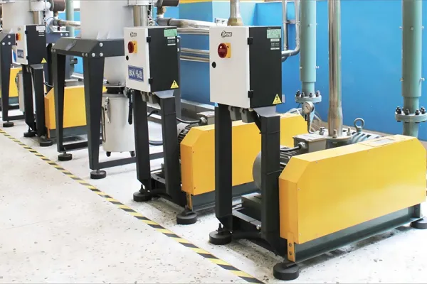 Xử Lý Nguyên Liệu Nhựa