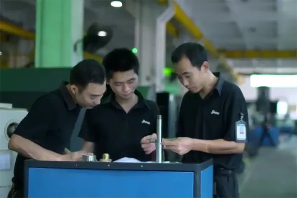 Dịch Vụ Bảo Trì và Sửa Chữa