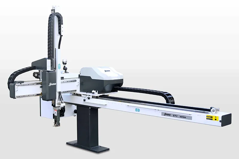Robot Dùng Cho Máy Ép Nhựa Ba Trục
